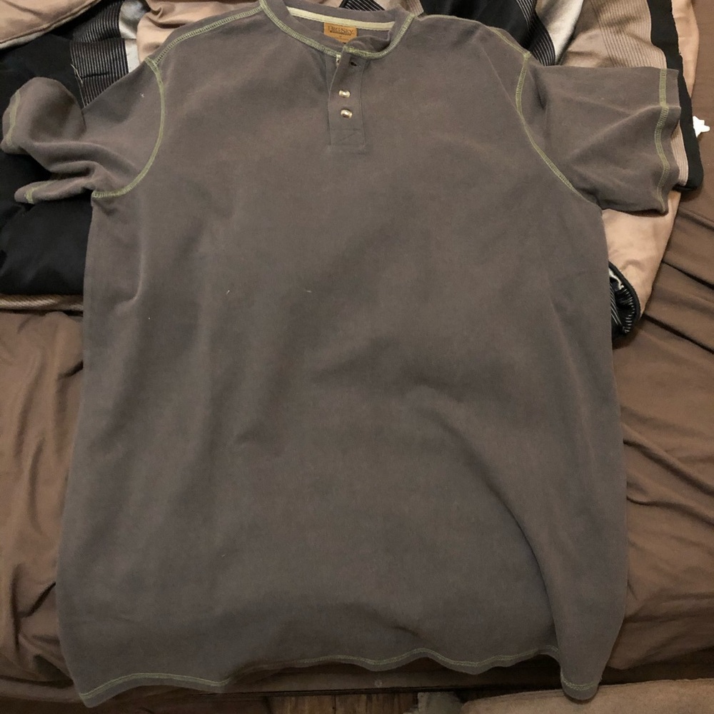 Green Medium 3 button shirt